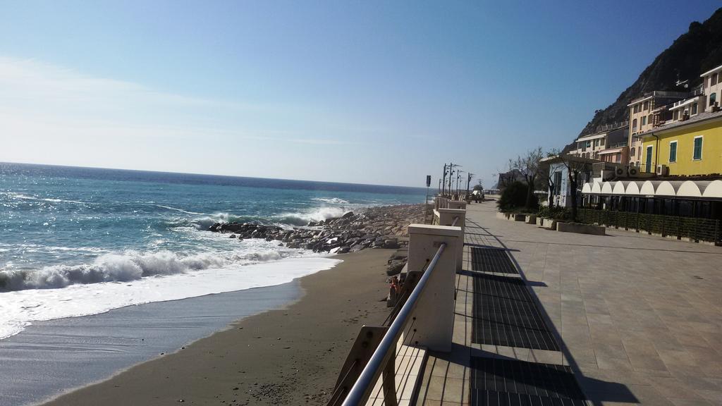 Deiva Holidays Deiva Marina Exterior photo